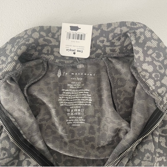 NWT FREE PEOPLE Leopard Print Zip Turtleneck Top In Carbon Silver Size XS/S - Picture 6 of 7